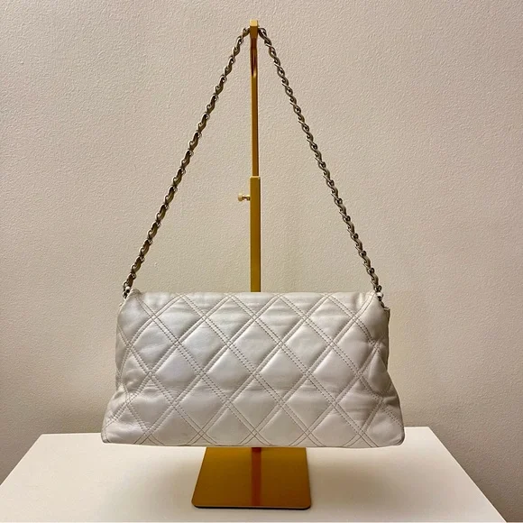 Vintage Chanel Quilted Leather Flap Bag - Light Grey - Picture 3 of 13
